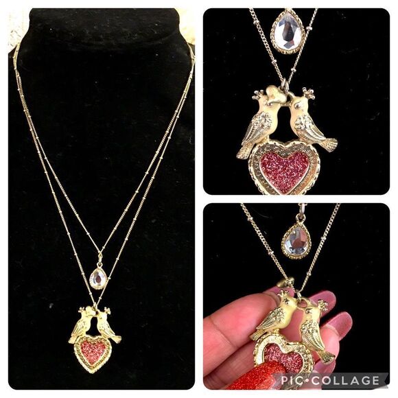 GORGEOUS BETSY JOHNSON GOLD TONE BIRD NECKLACE - Picture 1 of 10